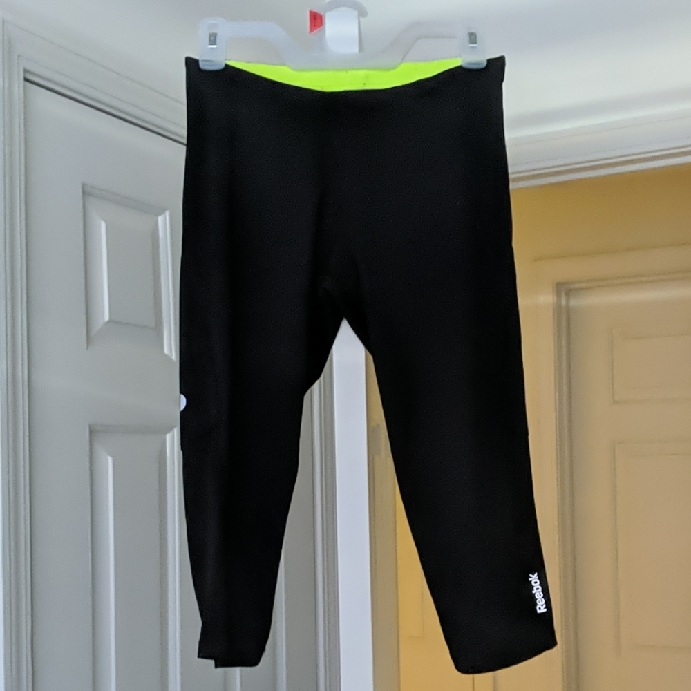Reebok capri workout leggings